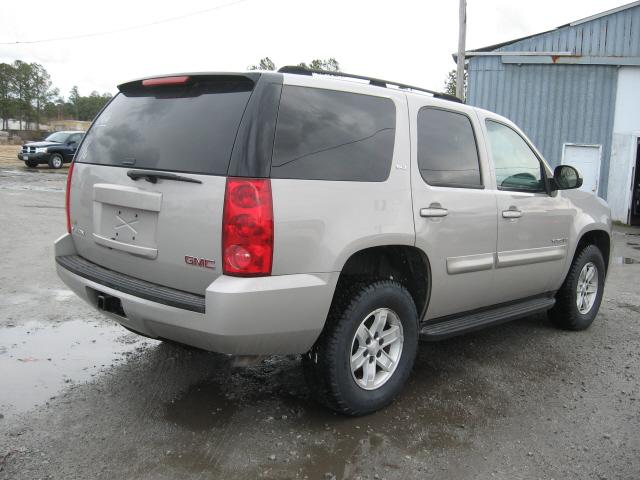 GMC Yukon 2007 photo 3