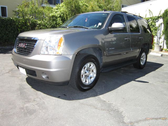 GMC Yukon 2007 photo 2