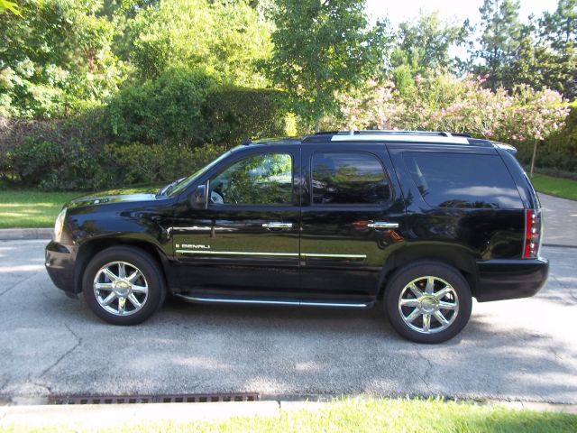 GMC Yukon 2007 photo 4