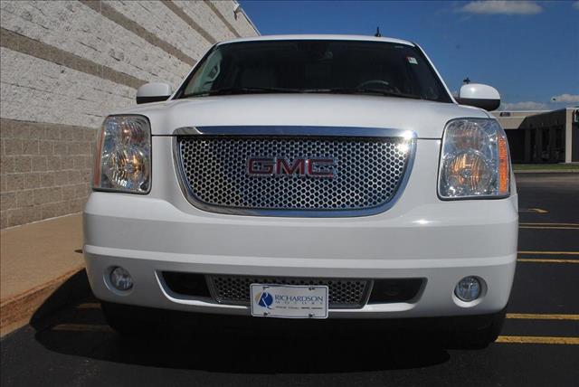 GMC Yukon 2007 photo 4