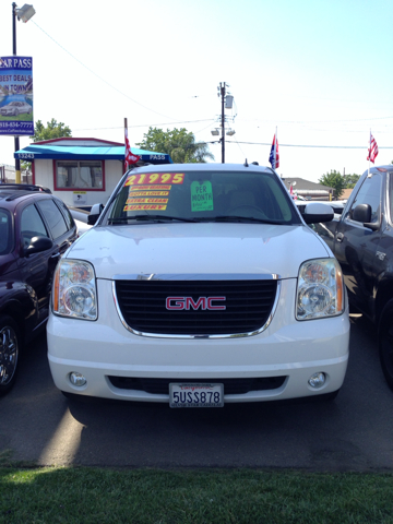 GMC Yukon 2007 photo 2