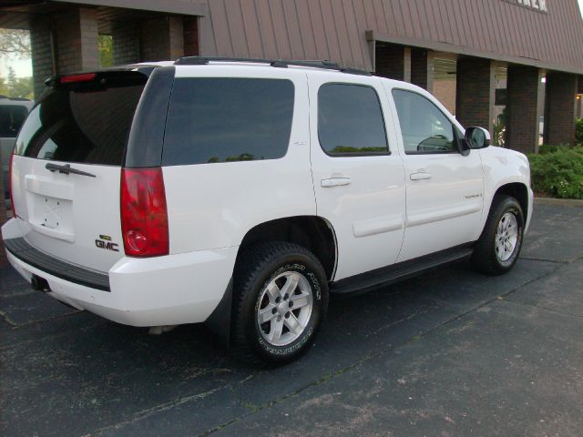 GMC Yukon XL Denali AWD SUV