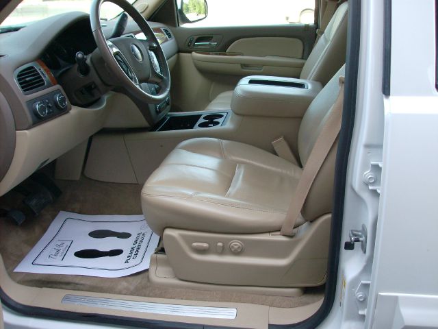 GMC Yukon 2007 photo 2