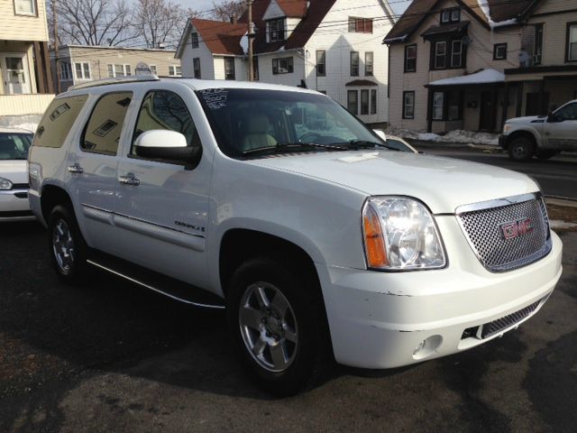 GMC Yukon 2007 photo 3