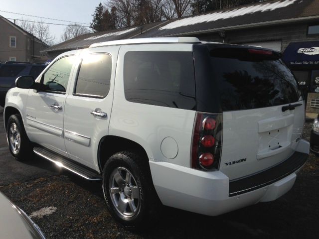 GMC Yukon 2007 photo 4