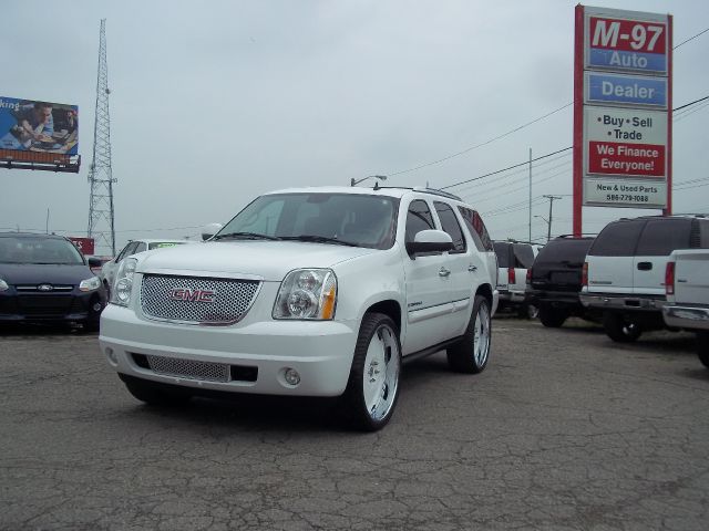 GMC Yukon 2007 photo 2