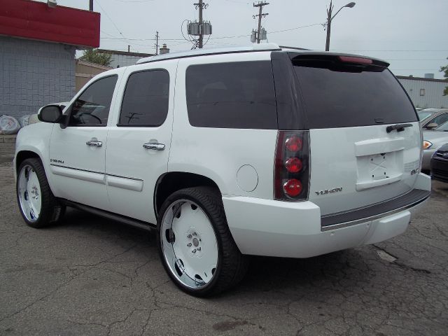 GMC Yukon 2007 photo 3