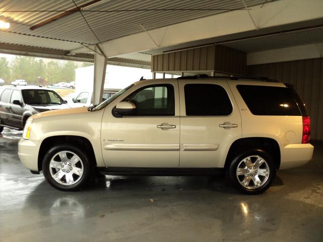 GMC Yukon 2007 photo 1