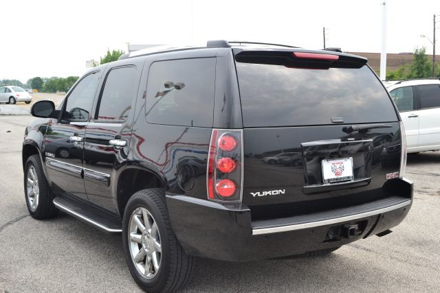 GMC Yukon 2007 photo 43