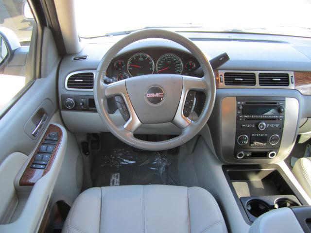 GMC Yukon 2007 photo 4