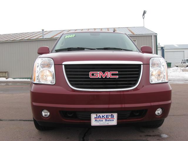 GMC Yukon 2007 photo 2