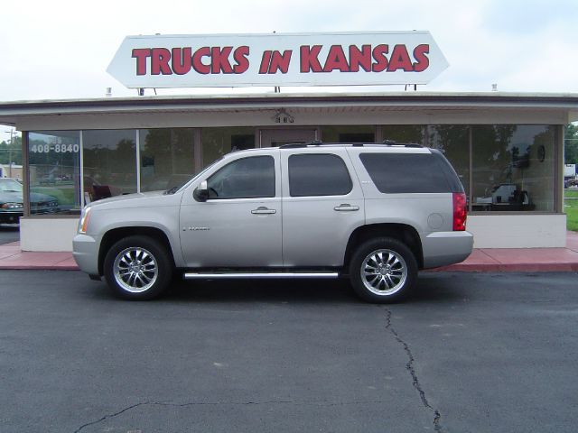 GMC Yukon 2007 photo 3