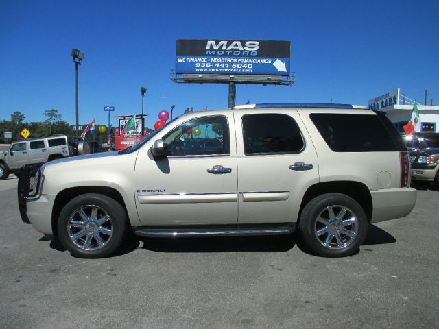 GMC Yukon 2007 photo 1