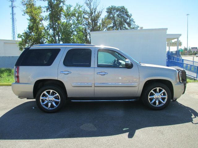 GMC Yukon 2007 photo 3