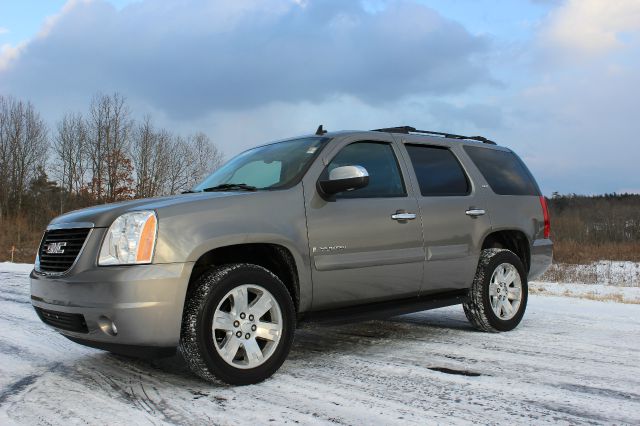 GMC Yukon 2007 photo 2