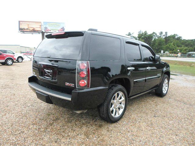 GMC Yukon 2007 photo 11