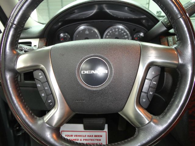 GMC Yukon 2007 photo 28