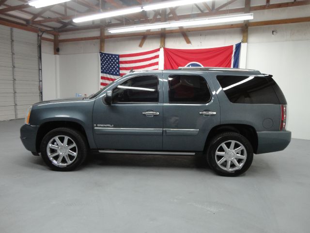 GMC Yukon 2007 photo 36