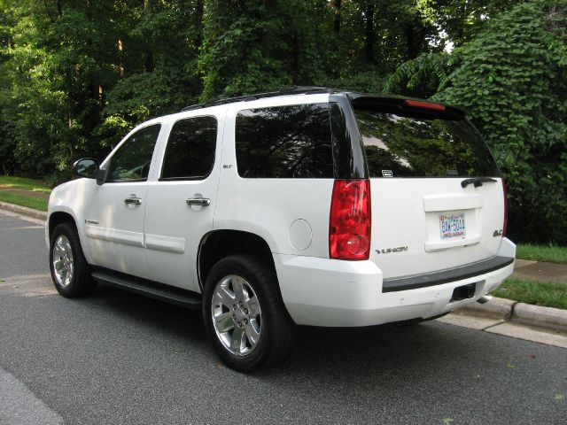 GMC Yukon 2007 photo 1