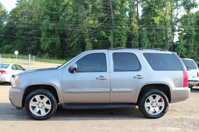 GMC Yukon 2007 photo 1