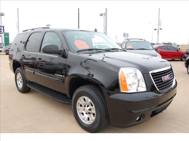 GMC Yukon 45 Sport Utility