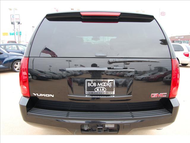 GMC Yukon 2007 photo 3