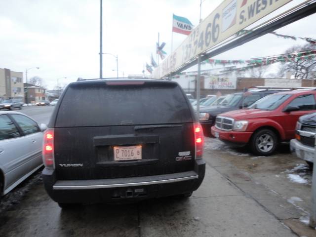 GMC Yukon 2007 photo 2