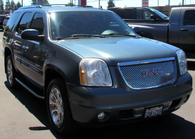 GMC Yukon 2007 photo 2