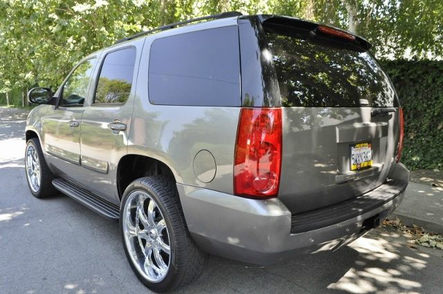 GMC Yukon 2007 photo 12