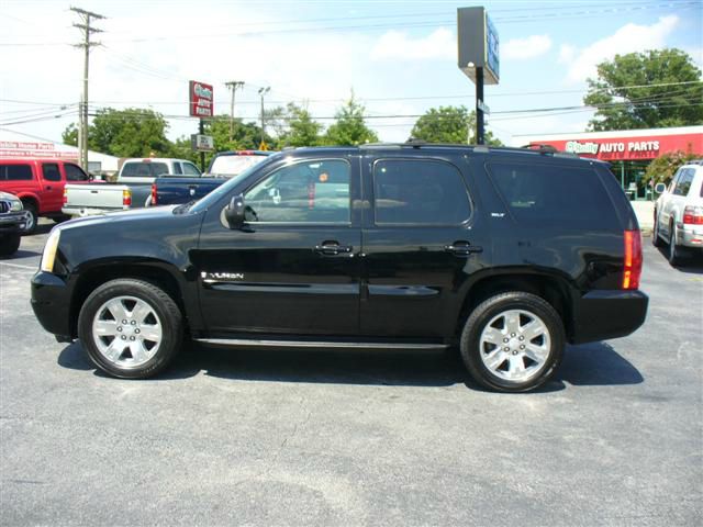 GMC Yukon 2007 photo 1