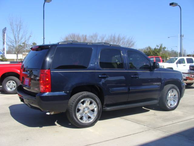 GMC Yukon 2007 photo 3