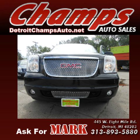 GMC Yukon 2007 photo 2