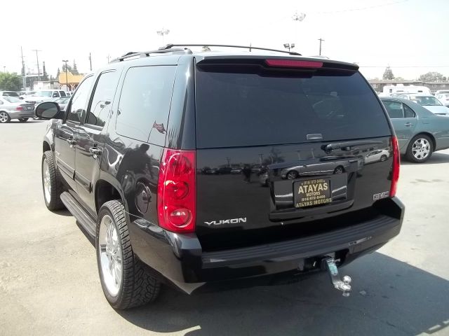 GMC Yukon ZX3 SES SUV