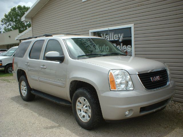 GMC Yukon 2007 photo 2