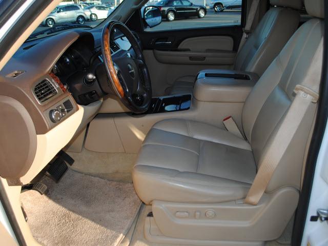 GMC Yukon 2007 photo 4