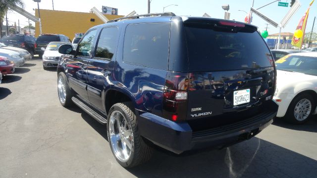 GMC Yukon 2007 photo 1