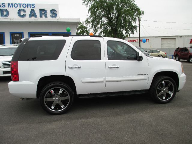 GMC Yukon 2007 photo 10