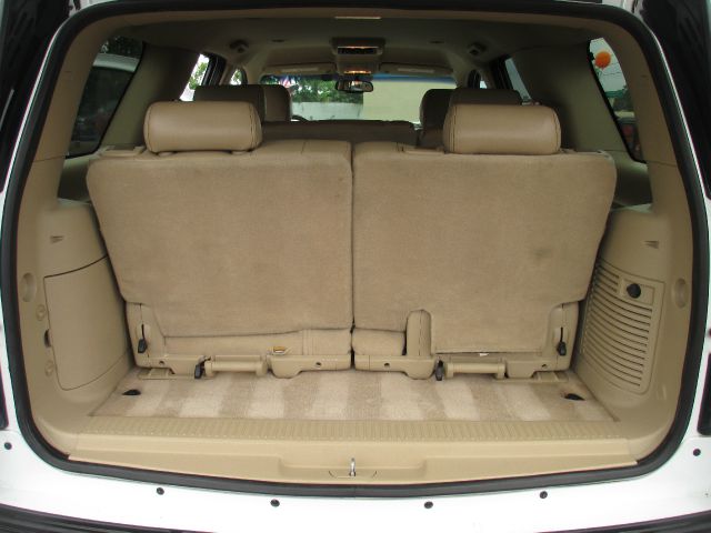 GMC Yukon 2007 photo 2