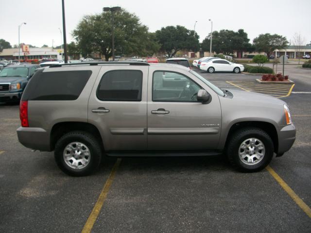 GMC Yukon 2007 photo 3