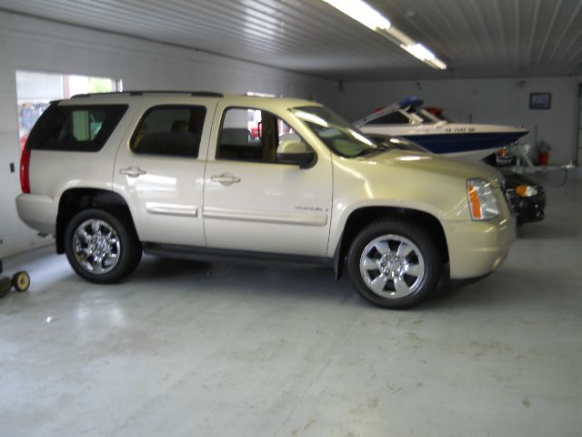 GMC Yukon 4DR SX SUV