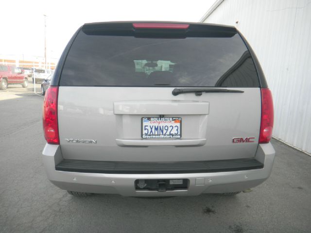 GMC Yukon 2007 photo 4