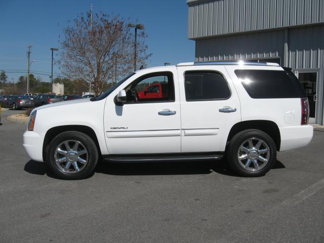 GMC Yukon 2007 photo 1