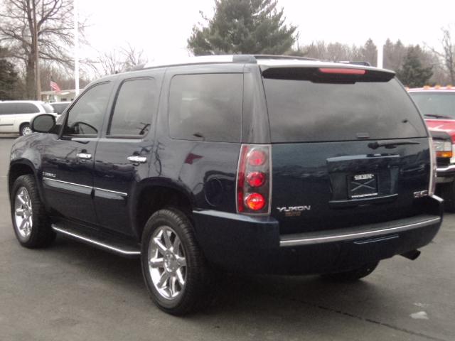 GMC Yukon 2007 photo 1