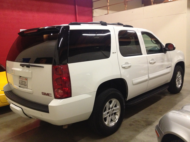 GMC Yukon 2007 photo 2