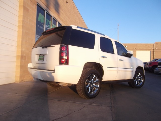 GMC Yukon 2007 photo 3