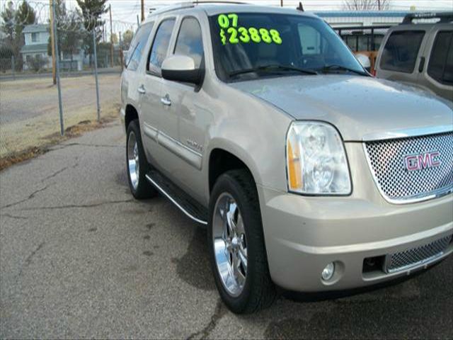 GMC Yukon 2007 photo 2