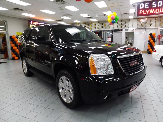 GMC Yukon 2007 photo 2