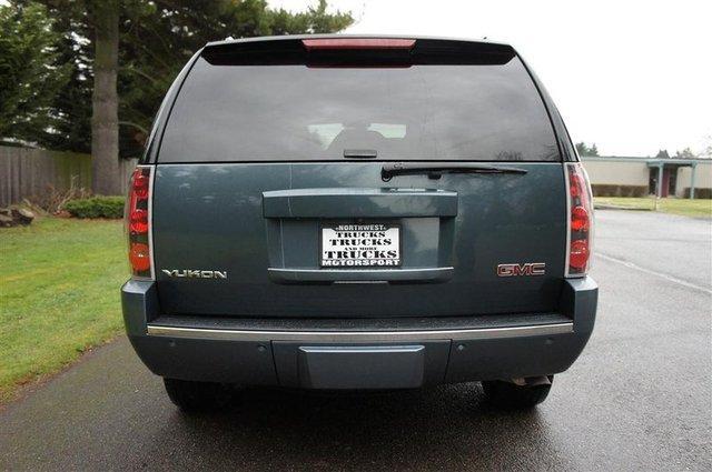 GMC Yukon 2007 photo 1