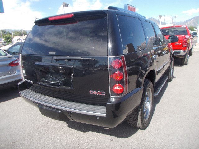 GMC Yukon 2007 photo 3