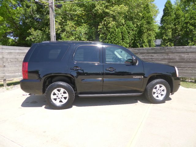 GMC Yukon 4DR SX SUV